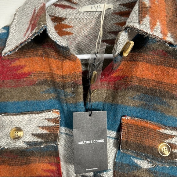 Mulla "Jackson" shacket, size Sm., Aztec print, hi-lo, raw edge, blue/rust - Picture 8 of 9